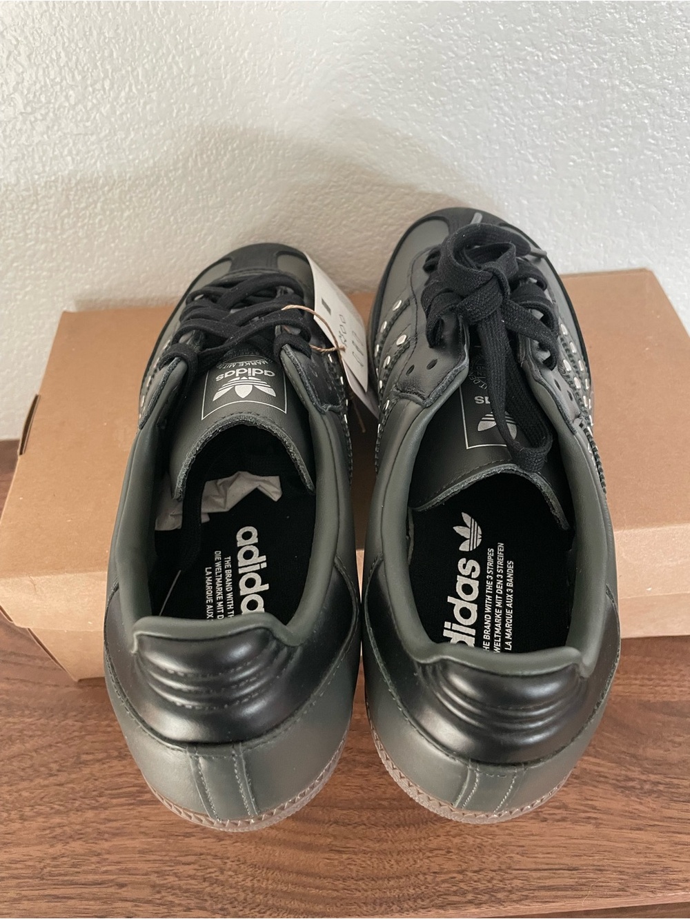 NWT adidas Women’s Samba OG Sneakers Size 8 - Picture 6 of 8